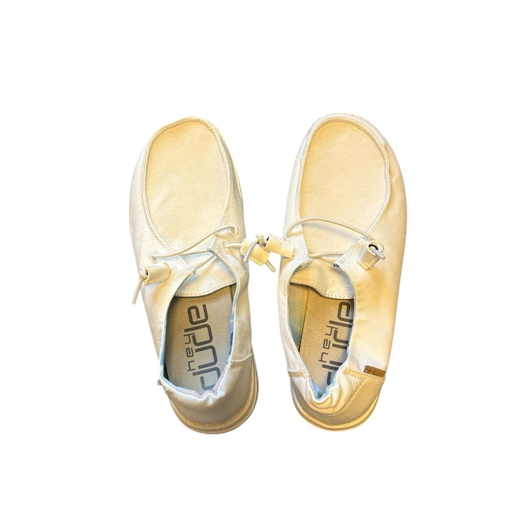 Hey Dude Wendy Shoes Size 7 in White.